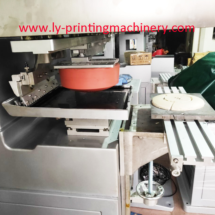300x300mm single color pad printer with Ink tray