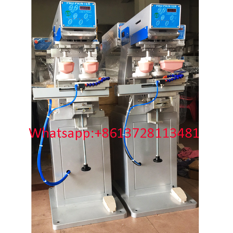 Two color pad printer with closed ink cup 